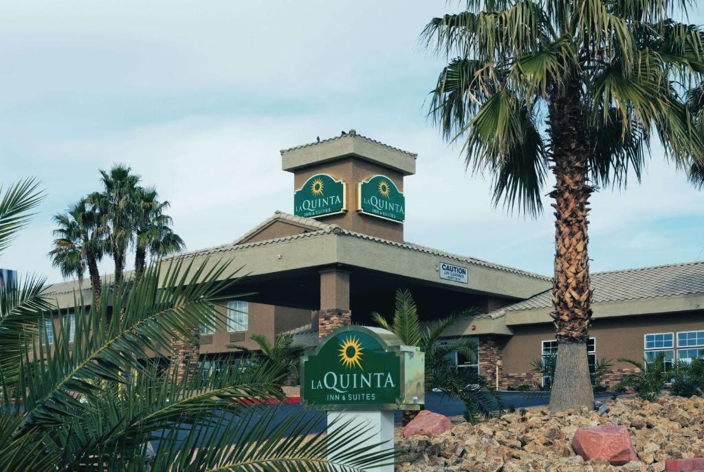 La Quinta by Wyndham Las Vegas Tropicana